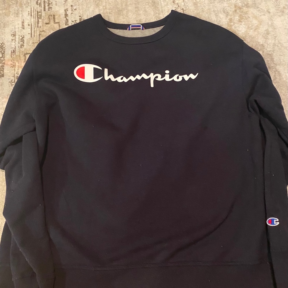 champion navy crewneck size Xl